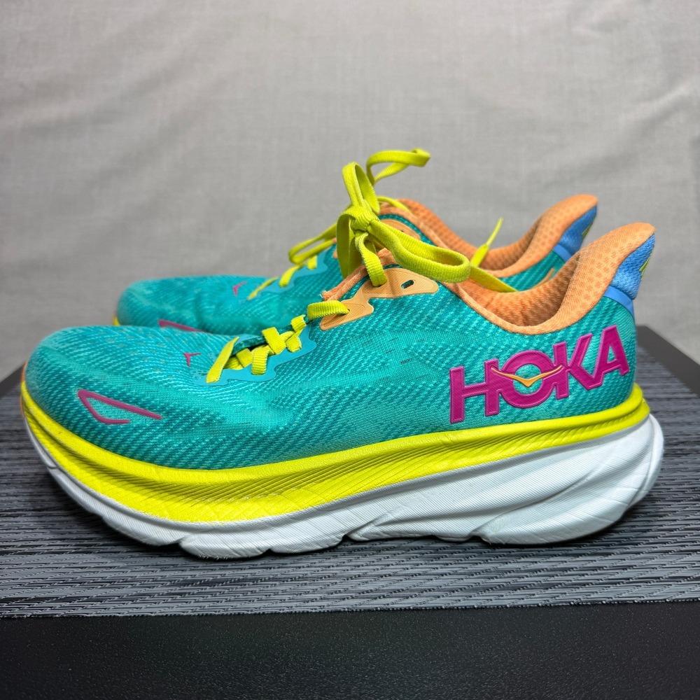 Hoka One Clifton 9 Running Shoes - Womens 8 - Cerise Primrose 1127896 CEPR